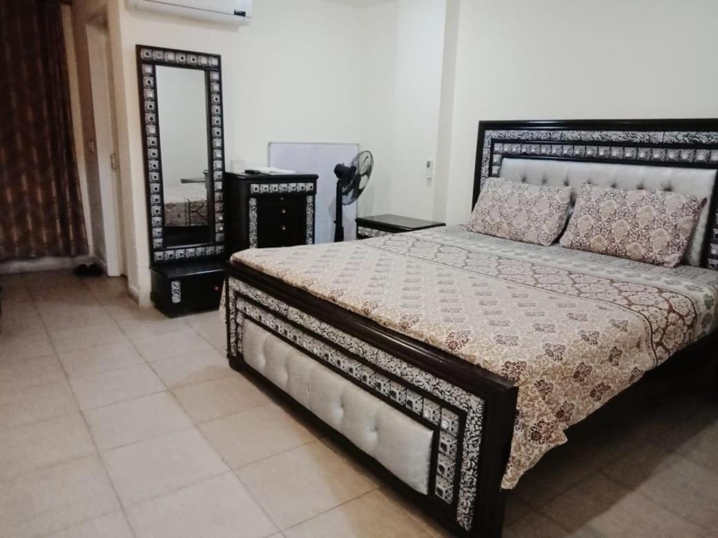 Hs Global Apartments Rawalpindi Ngoại thất bức ảnh